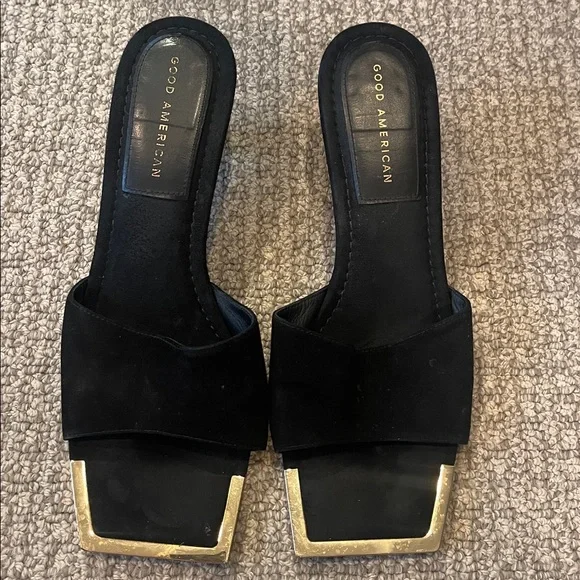Good American Standout Square Toe Black Suede Size 9 Slide Sandals Kitten Heels - Picture 3 of 5